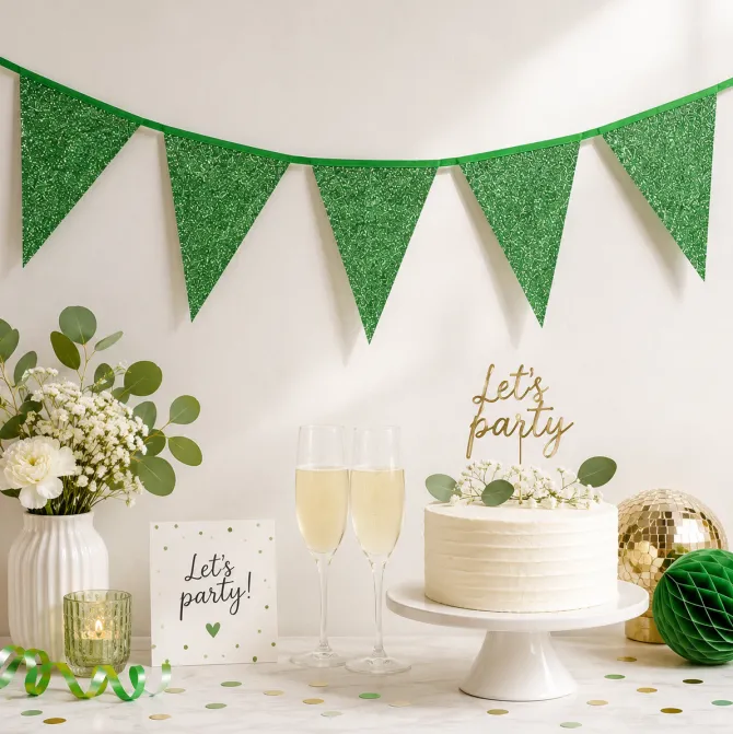 Vlaggenlijn glitter groen groot - 6m (10 vlaggen)