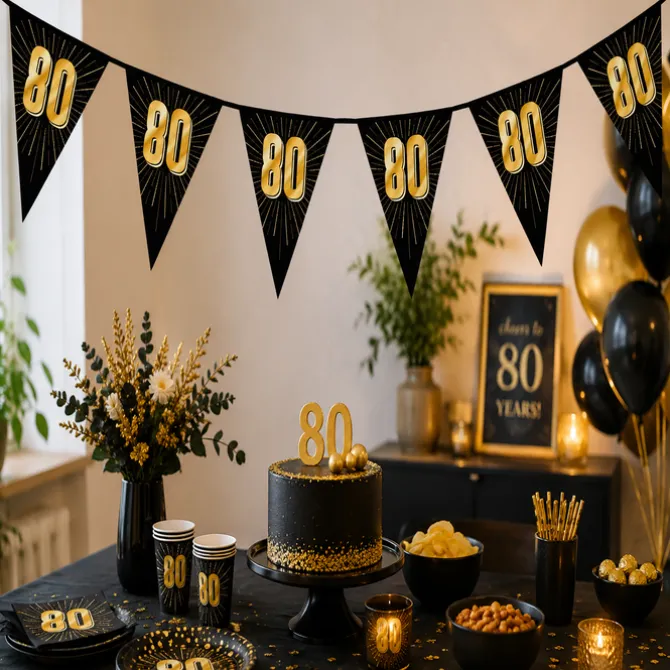Vlaggenlijn 80 jaar zwart/goud - 5m (15 vlaggen)